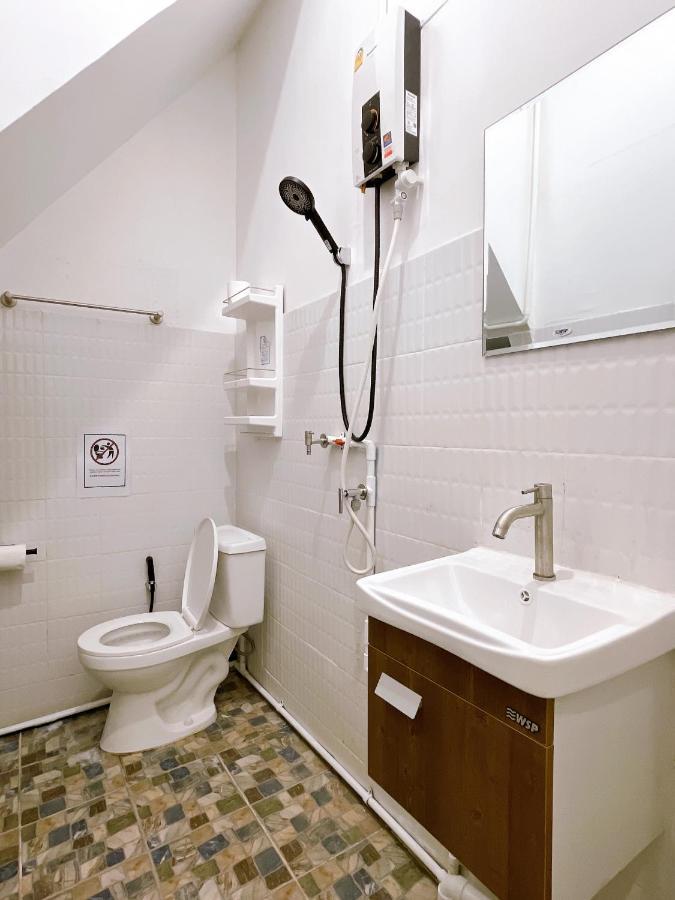 Lively And Cozy Canal House ,Entire House Μπανγκόκ Εξωτερικό φωτογραφία