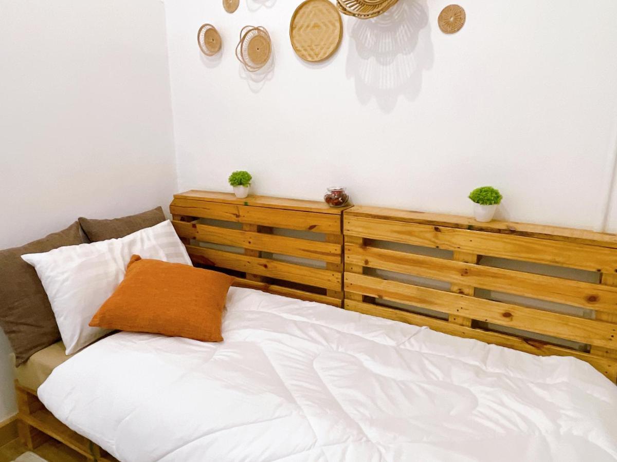 Lively And Cozy Canal House ,Entire House Μπανγκόκ Εξωτερικό φωτογραφία