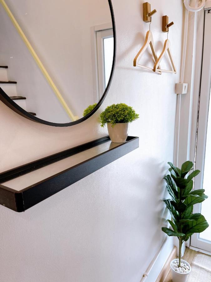 Lively And Cozy Canal House ,Entire House Μπανγκόκ Εξωτερικό φωτογραφία